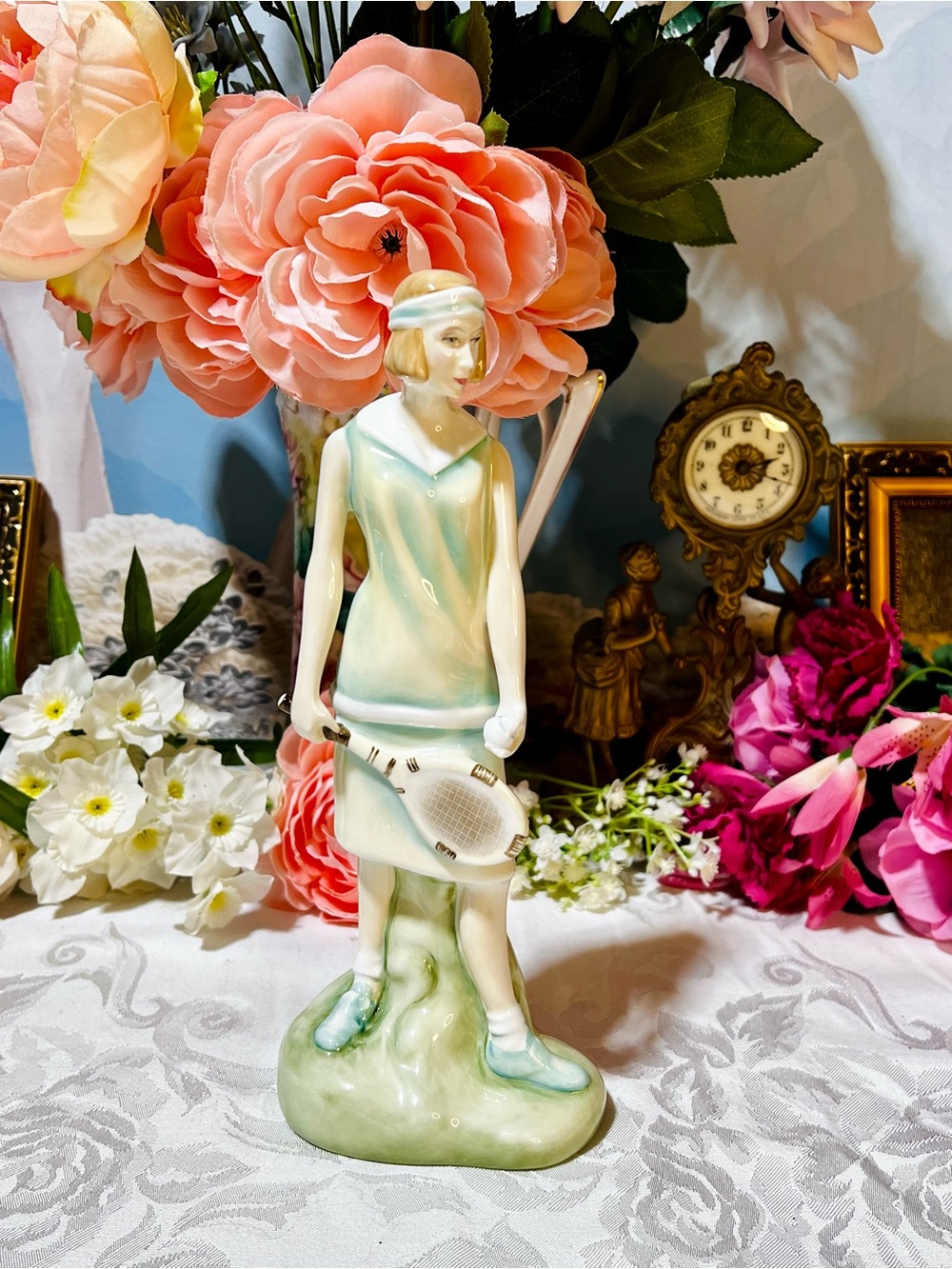 ✨ Vintage 1996 Royal Doulton "Emily" Pretty Ladies Figurine (HN 3806) ✨
